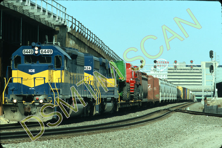 Original Kodachrome Slide, IC&E SD40-2 6449 with WB train on KCT delivering BNSF Argentine yard at Kansas City, MO 4/04