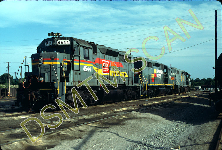 Original Kodachrome Slide, SBD/FL SDP35 4544 at Corbin, KY 7/28/87