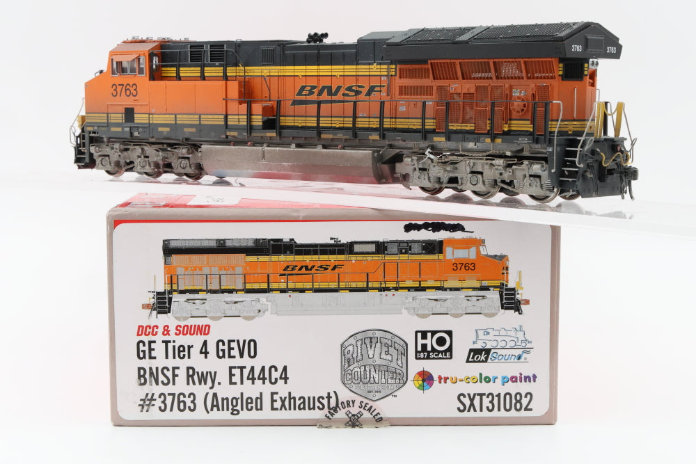 Scale Trains, Rivet Counter, HO scale, BNSF ET44C4 3763 (Angled Exhaust) DCC with sound, SXT31082, Weathered, preowned