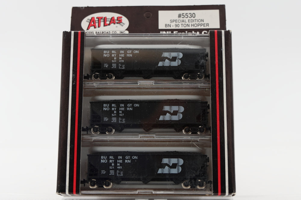 Atlas N scale BN (Burlington Northern) 3 pack set, 90 ton 3 bay Hopper with coal, Special Edition, #5730