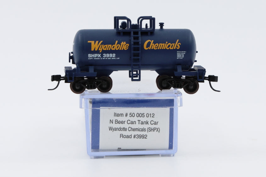 Atlas Wyandotte Chemicals N Beer Can Tank Car; #SHPX3992, 50 005 012