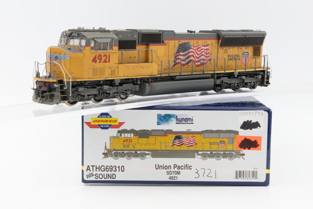 Athearn Genesis Union Pacific (UP) SD70M 4921, DCC with Sound, ATH69310, Weathered, Pre-owned, used