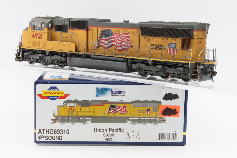 Athearn Genesis Union Pacific (UP) SD70M 4921, DCC with Sound, ATH69310, Weathered, Pre-owned, used