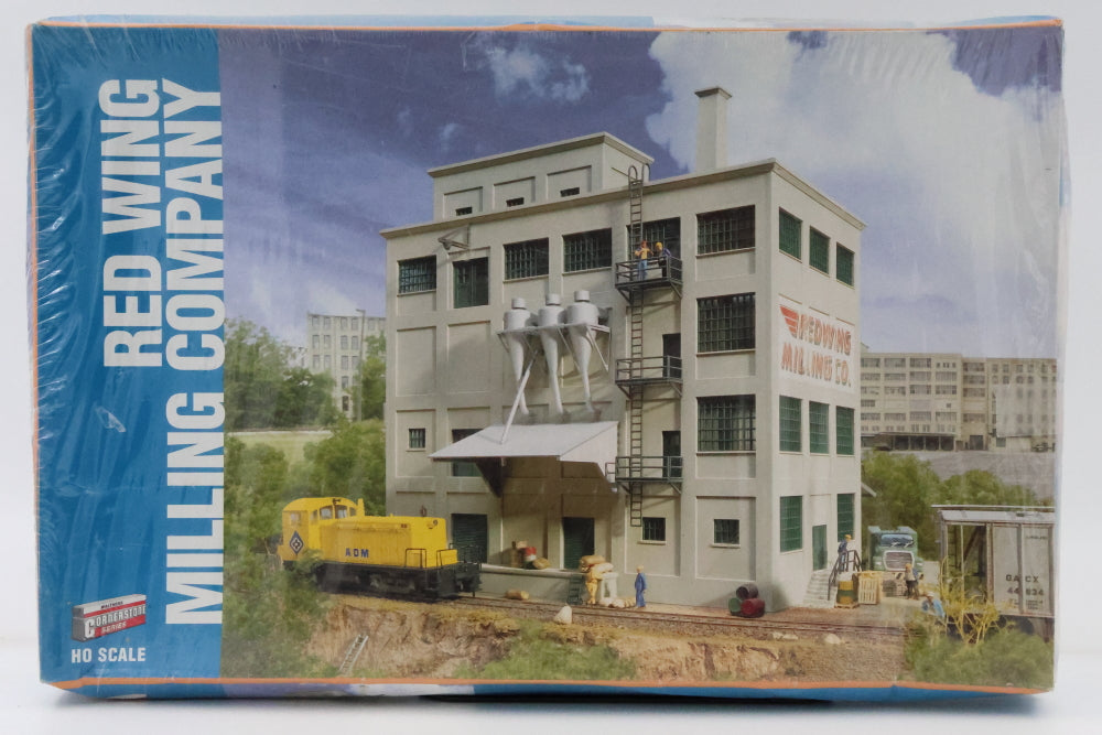 Walthers Cornerstone Series, HO scale, Red Wing Milling Company, Factory sealed, 933-3026