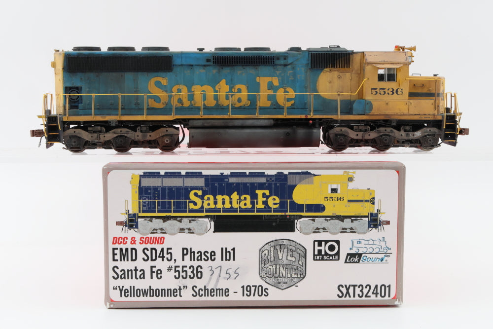Scale Trains, Rivet Counter, HO scale, Santa Fe (ATSF) SD44 5536, Phase Ib1 "Yellowbonnet"Scheme-1970's, DCC with sound, SXT32401, Professional Weathered, preowned