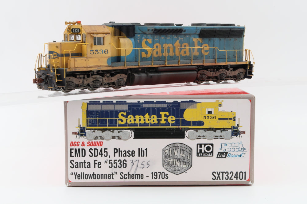 Scale Trains, Rivet Counter, HO scale, Santa Fe (ATSF) SD44 5536, Phase Ib1 "Yellowbonnet"Scheme-1970's, DCC with sound, SXT32401, Professional Weathered, preowned