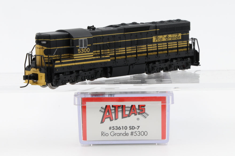 Atlas N scale Rio Grande (DRGW) EMD SD7 5300, DC, Kadee style couplers, new in box, Pre-owned, never used, #53610