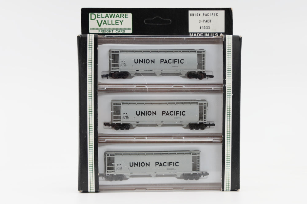 Delaware Valley Freight Car Corp N scale (Atlas built?) Union Pacific 3 bay Cylindrical Covered Hopper cars-3 pack, Rapido couplers, #3033