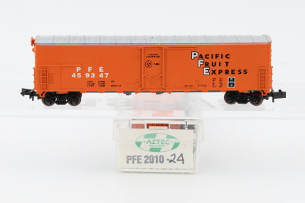 Aztec N scale Pacific Fruit Express PFE 50ft Reefer, 459347 Rapido style couplers, PFE 2010-24
