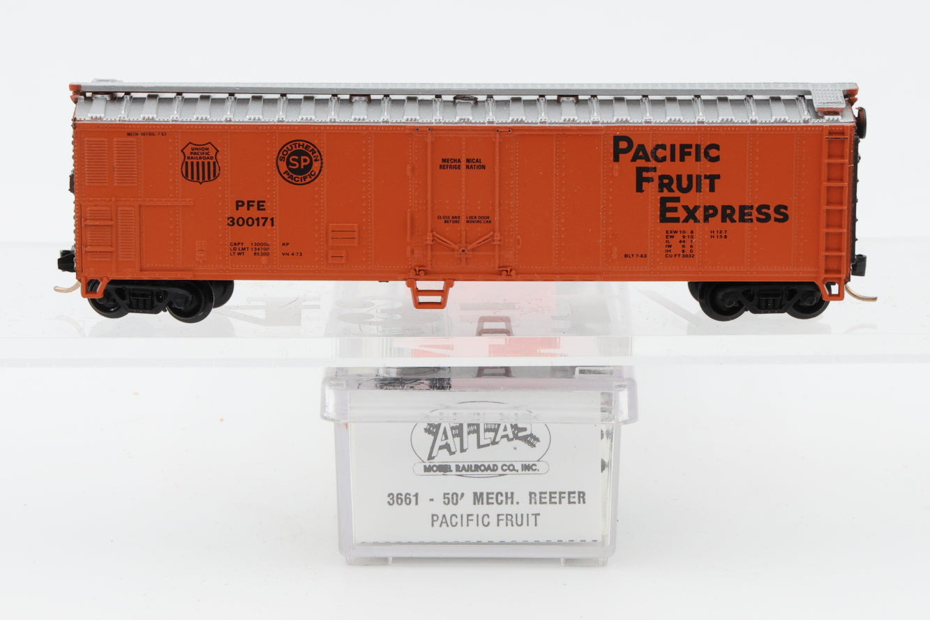 Atlas N scale Pacific Fruit Express (PFE) 50ft Plug Door, Mechanical Reefer, Micro Trains couplers, 300171, 3661