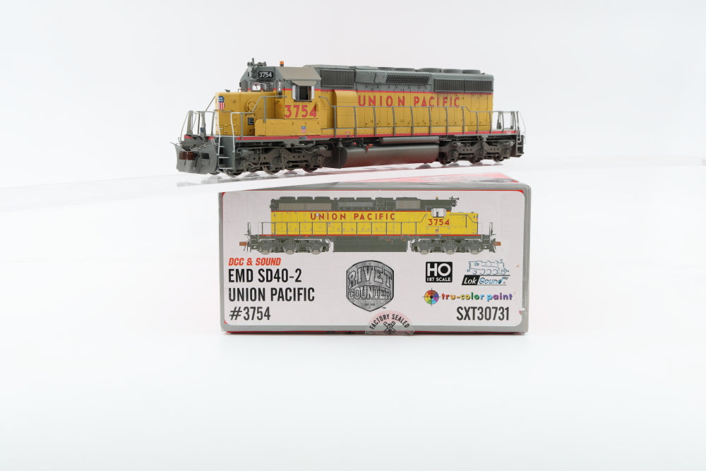 Scale Trains, Rivet Counter, HO scale, Union Pacific (UP) SD40-2 3754 DCC with sound, SXT30731, Weathered, preowned