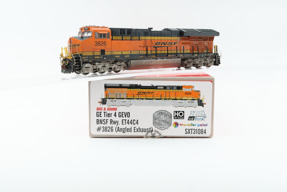 Scale Trains, Rivet Counter, HO scale, BNSF GE Tier 4 GEVO ET44C4 3826 (Angled Exhaust) DCC with sound, SXT31084, Weathered, preowned