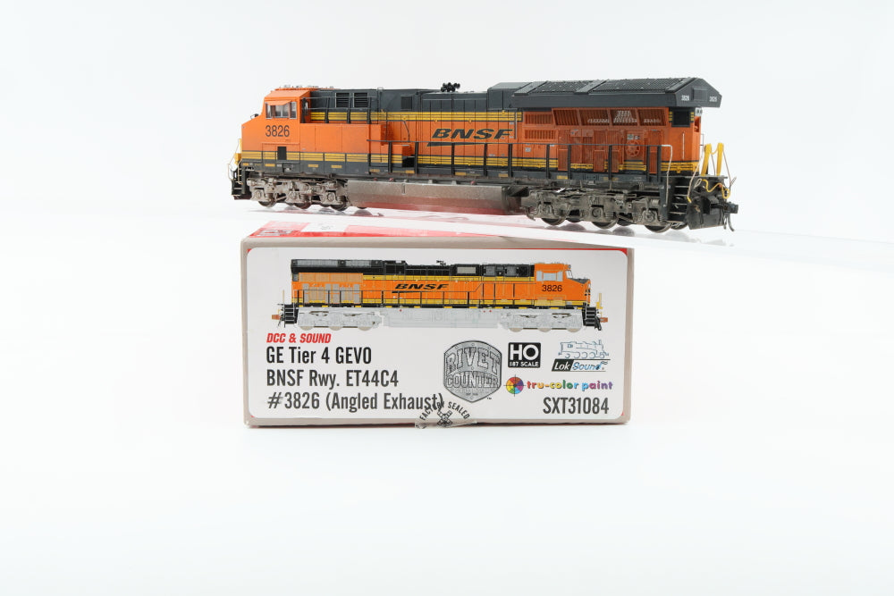 Scale Trains, Rivet Counter, HO scale, BNSF GE Tier 4 GEVO ET44C4 3826 (Angled Exhaust) DCC with sound, SXT31084, Weathered, preowned