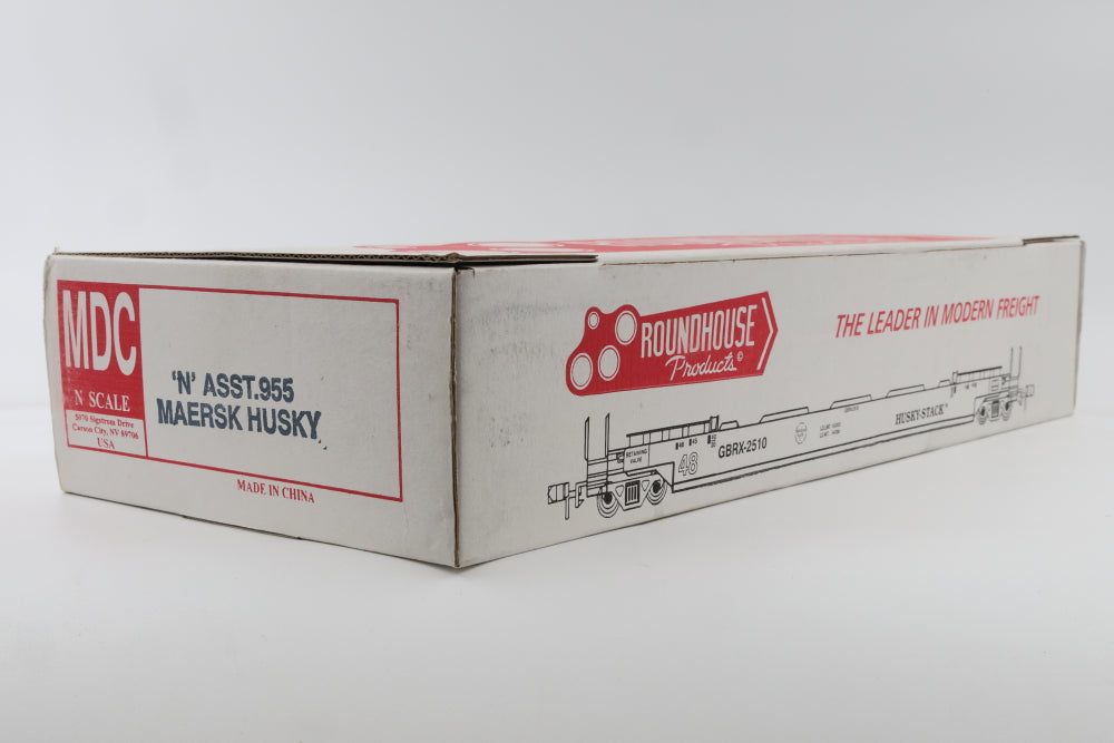 MDC-Roundhouse N scale 12 pack of 8477 Single Well Stack cars, Maersk, 12 different numbers, Rapido style couplers, NIB, never run, Asst.955
