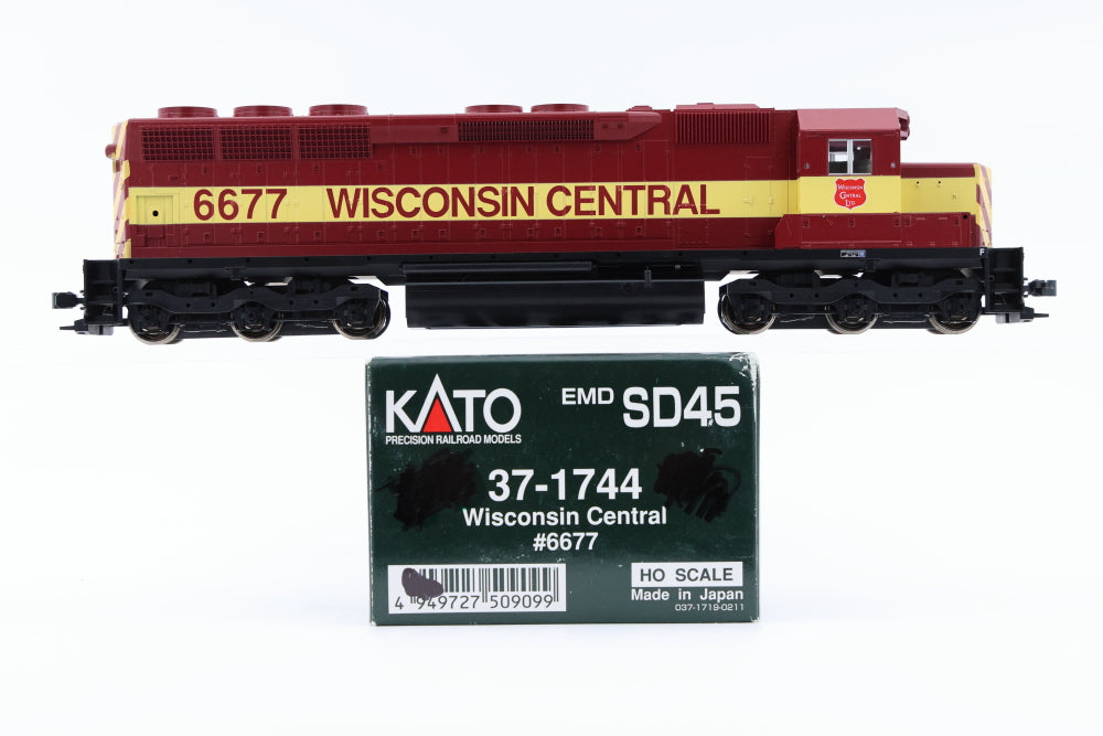 Kato HO scale Wisconsin Central EMD SD45, 6744, 37-1744, DC, used