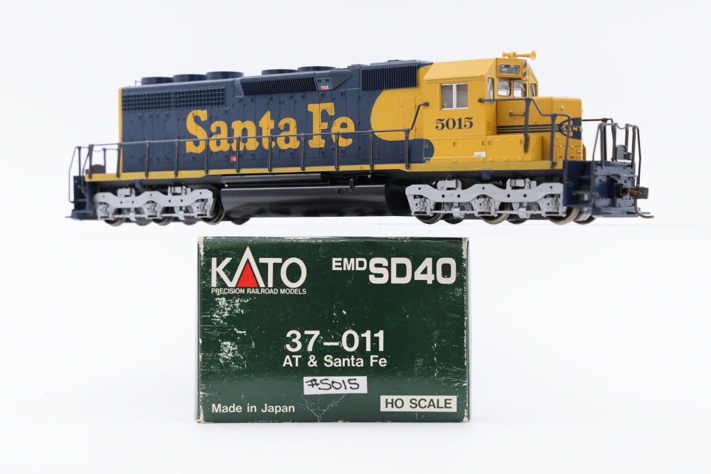 Kato HO scale Santa Fe EMD SD40, 5015, 5072, 37-011, DC, used