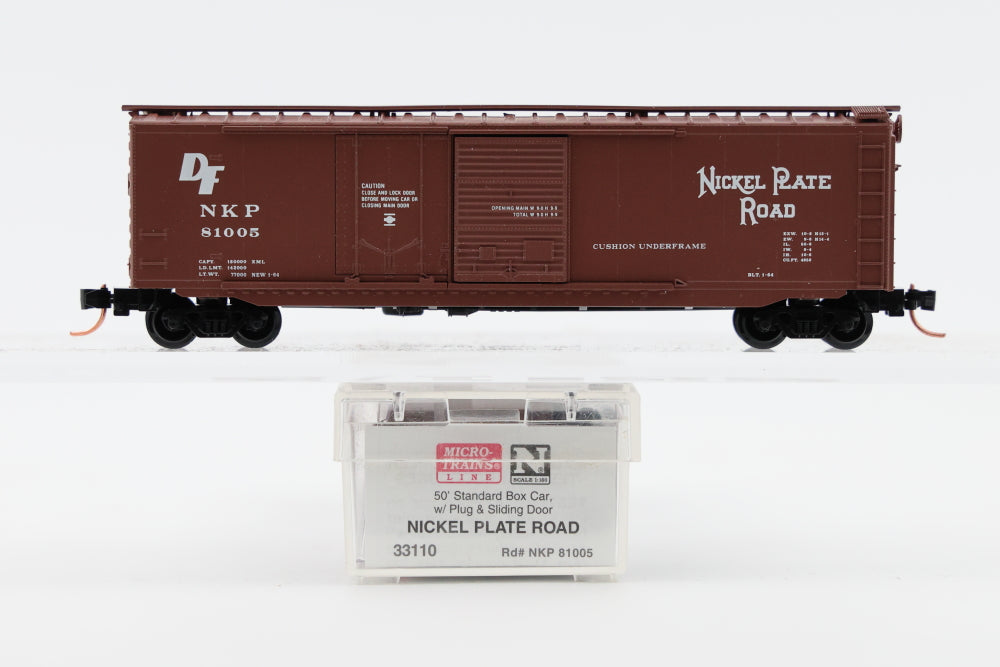 Micro Trains Line Erie, 50ft Standard Box Car, w/Plug and Sliding Door #81005, 33110