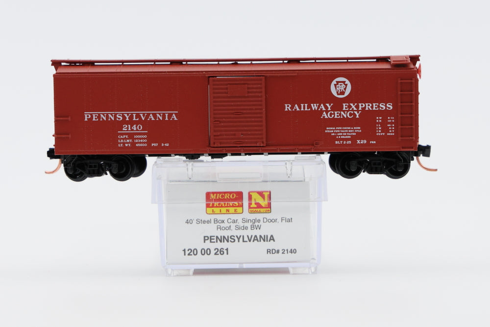 Micro Trains Line Pennsylvania 40' Steel Box Car, Single door, Flat Roof, Side B/W, #2140, 120 00 261