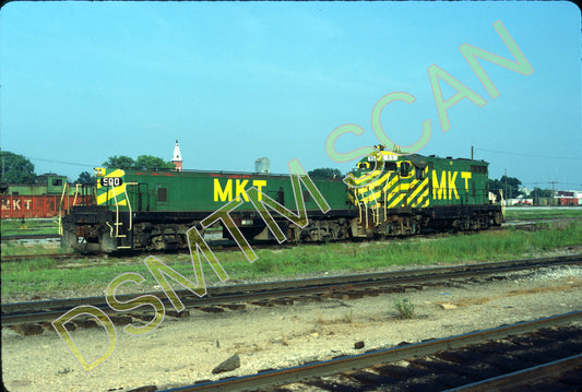 Original Kodachrome Slide, MKT Slug 500 and GP7 99 at Parsons, KS,