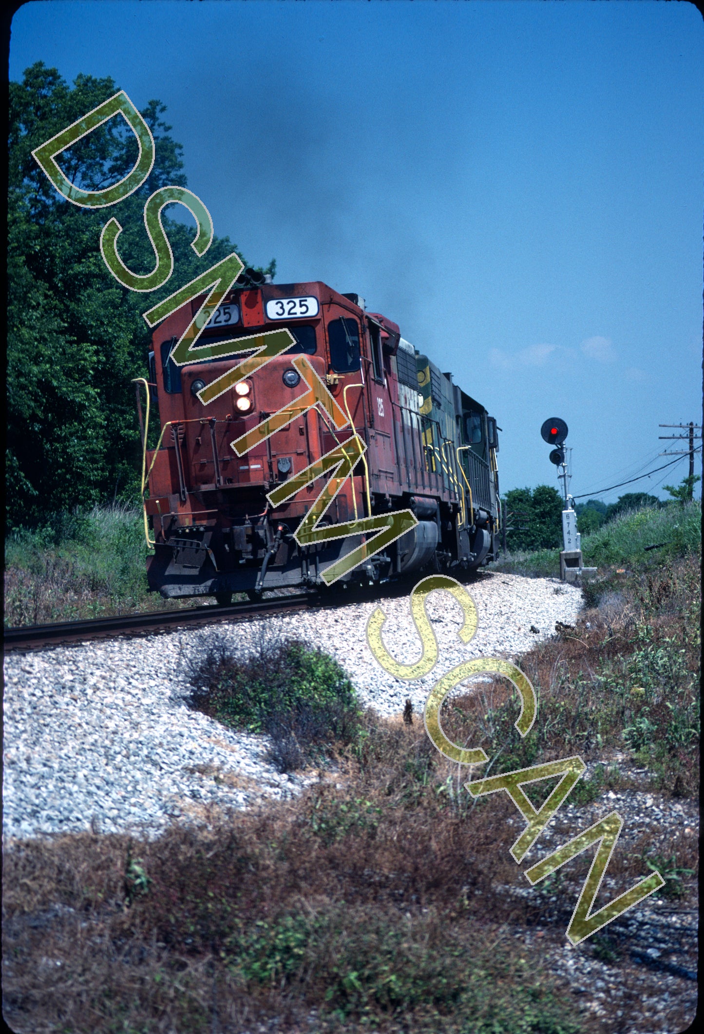 Original Kodachrome Slide, MKT-ICG GP38AC 325 Leads train #101 near Bells, TX