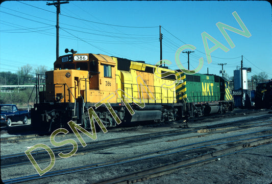 Original Kodachrome Slide, MKT-Kenncott Copper GP39-2 386 at Glen Park Yard, Kansas City, KS