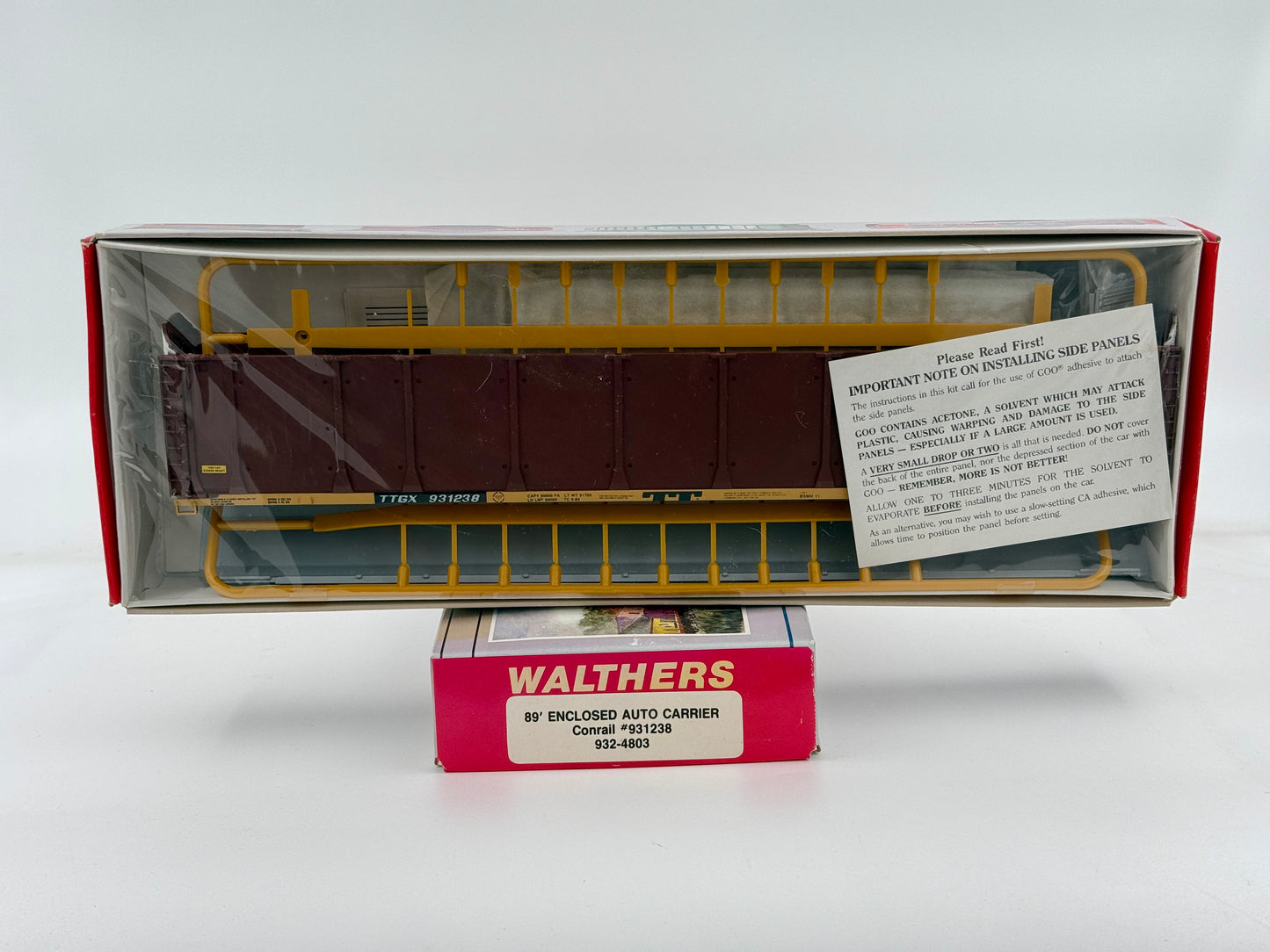 Walthers, HO scale, 89' Enclosed Auto Carrier, Conrail (CR) Kit, 931238, 932-4803, Factory sealed