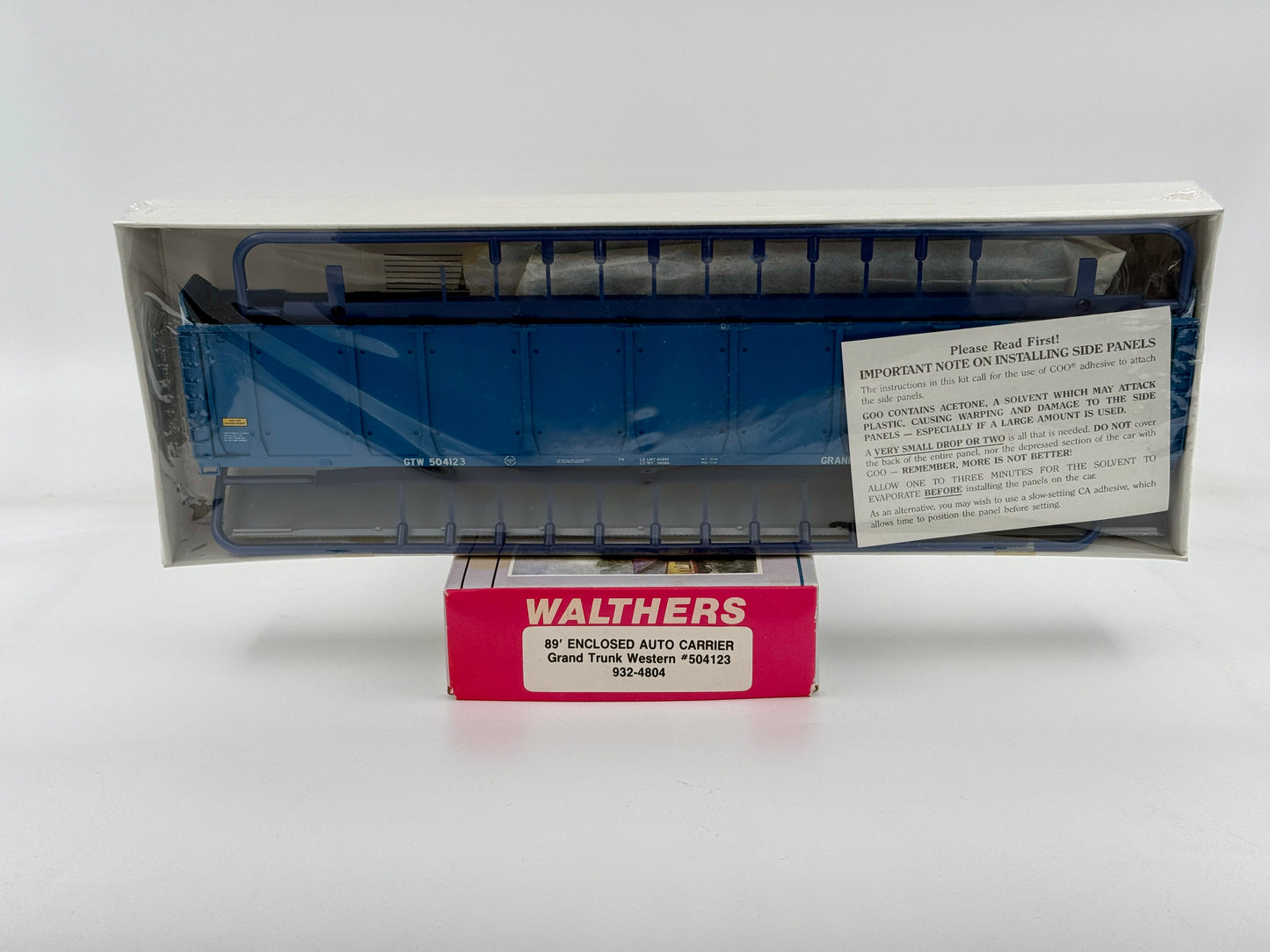 Walthers, HO scale, 89' Enclosed Auto Carrier, Grand Trunk Western (GTW) Kit, 504123, 932-4804, Factory Sealed