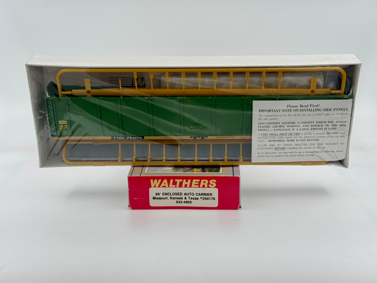 Walthers, HO scale, 89' Enclosed Auto Carrier, Missouri, Kansas, Texas (MKT) Kit, 254176, 932-4805, Factory Sealed