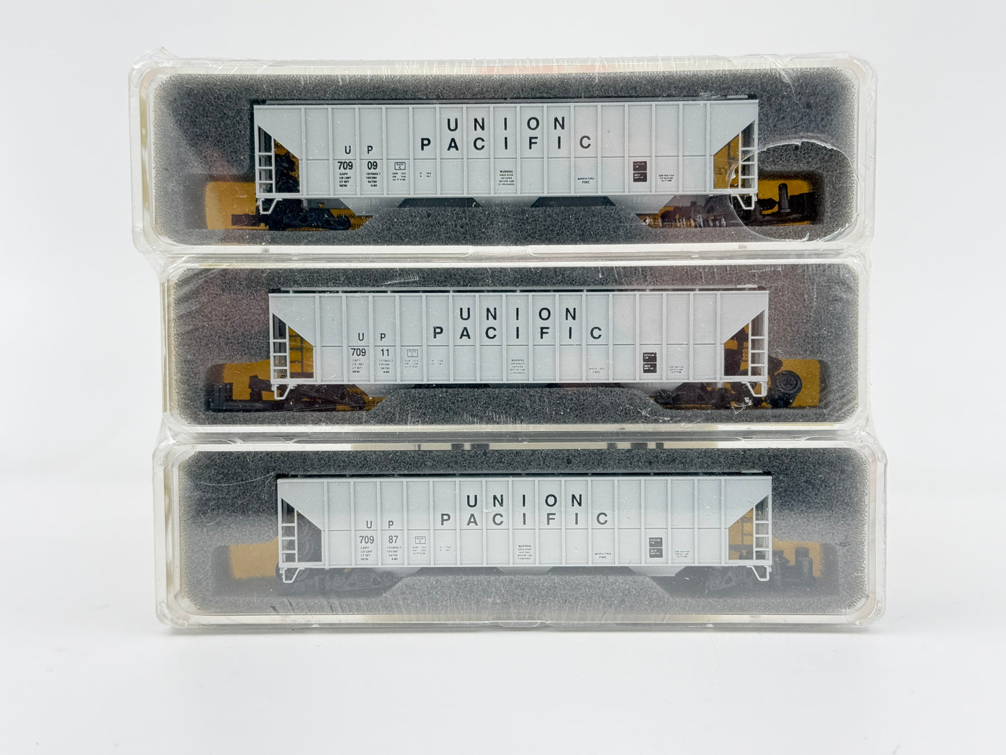 Precision Masters N scale Union Pacific (UP) Covered Hopper, 3 car set, preowned, new in box, factory sealed, #1701