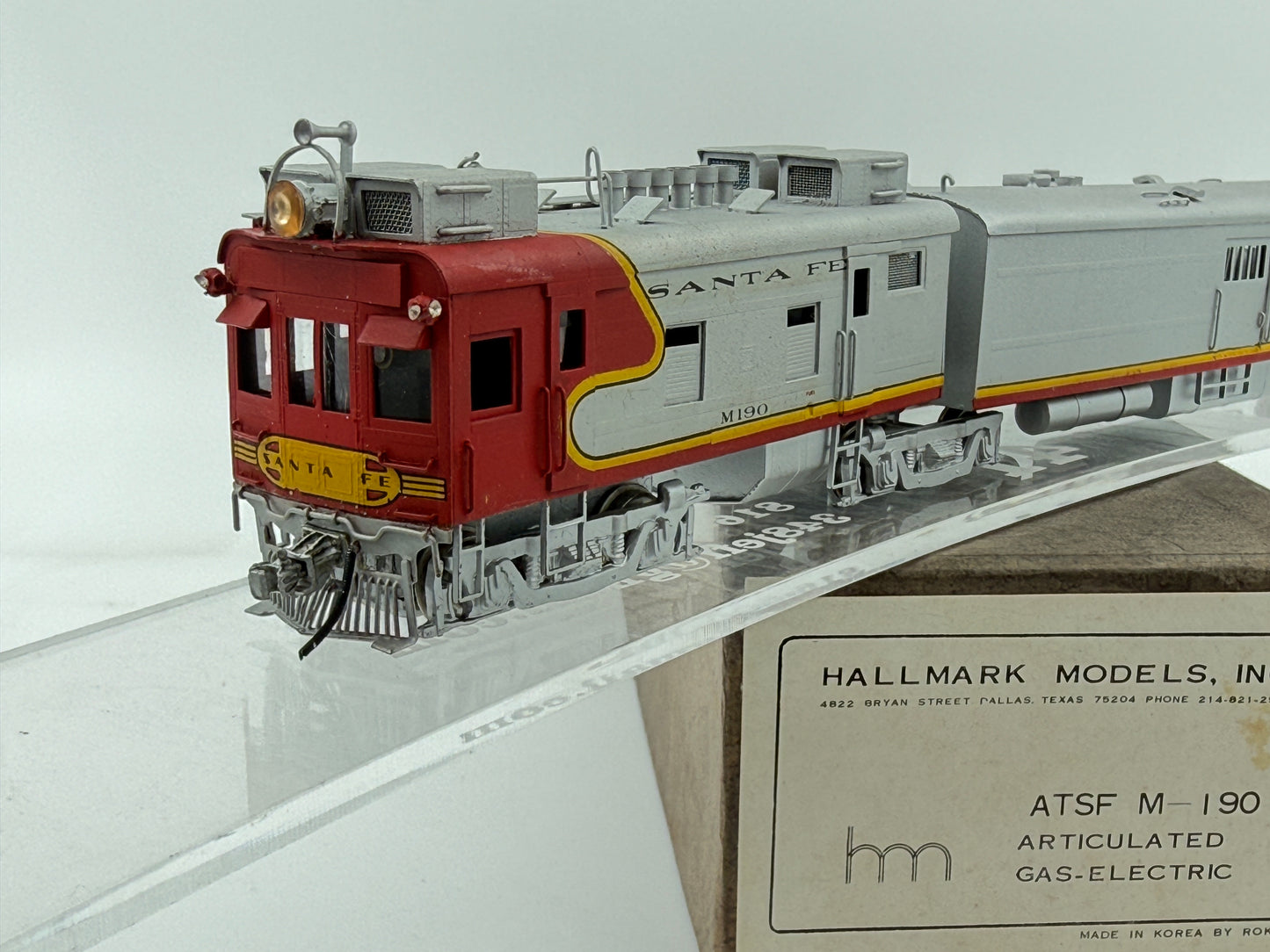 Hallmark Models Inc, HO scale Brass Santa Fe (ATSF) M-190 Articulated Gas Electric #1150, Original box, Custom Painted, pre-owned, DC, tested and runs
