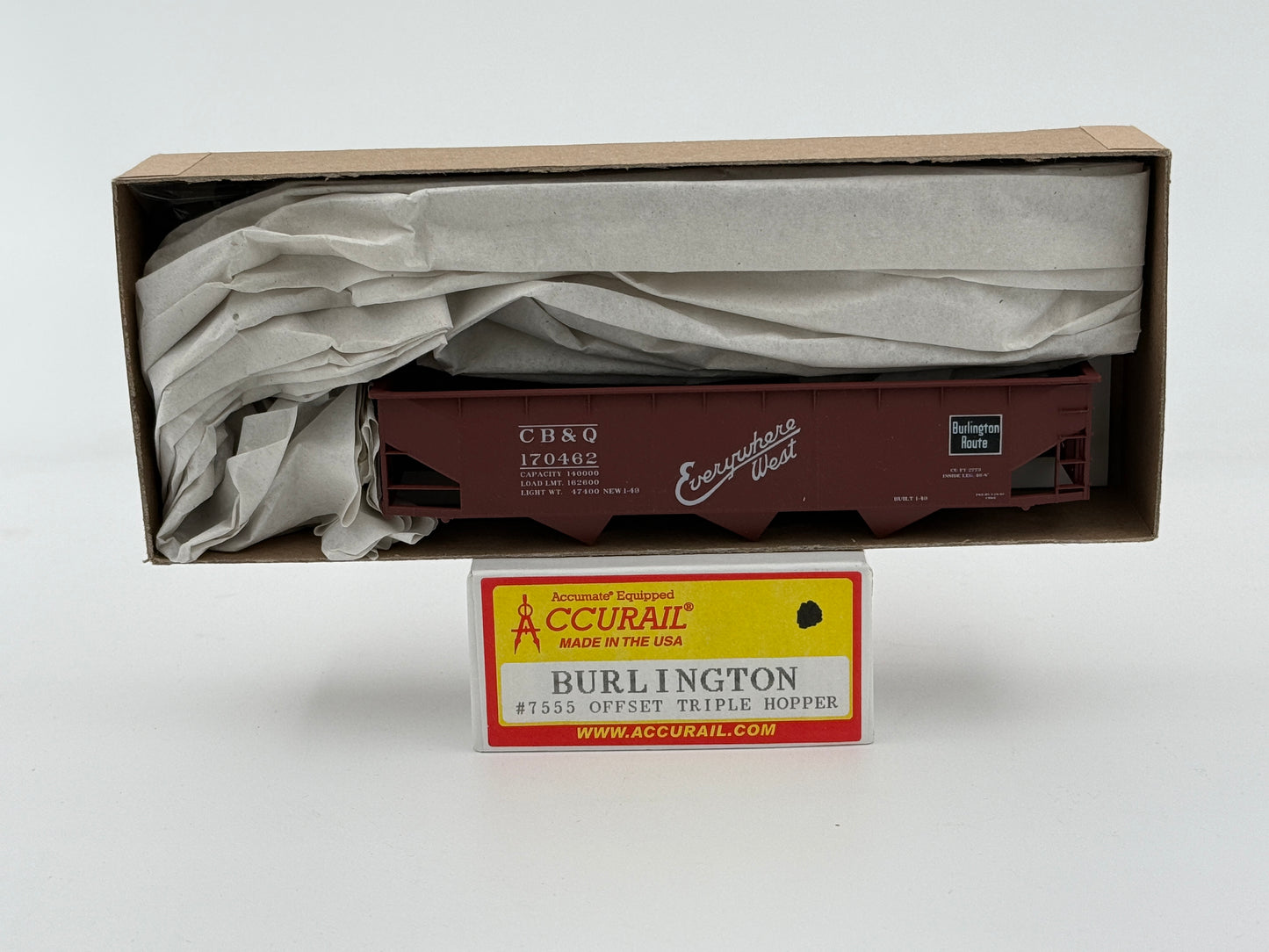 Accurail Chicago, Burlington and Quincy (CB&amp;Q) Offset Triple Hopper car kit, #7555, NIB, pre-owned