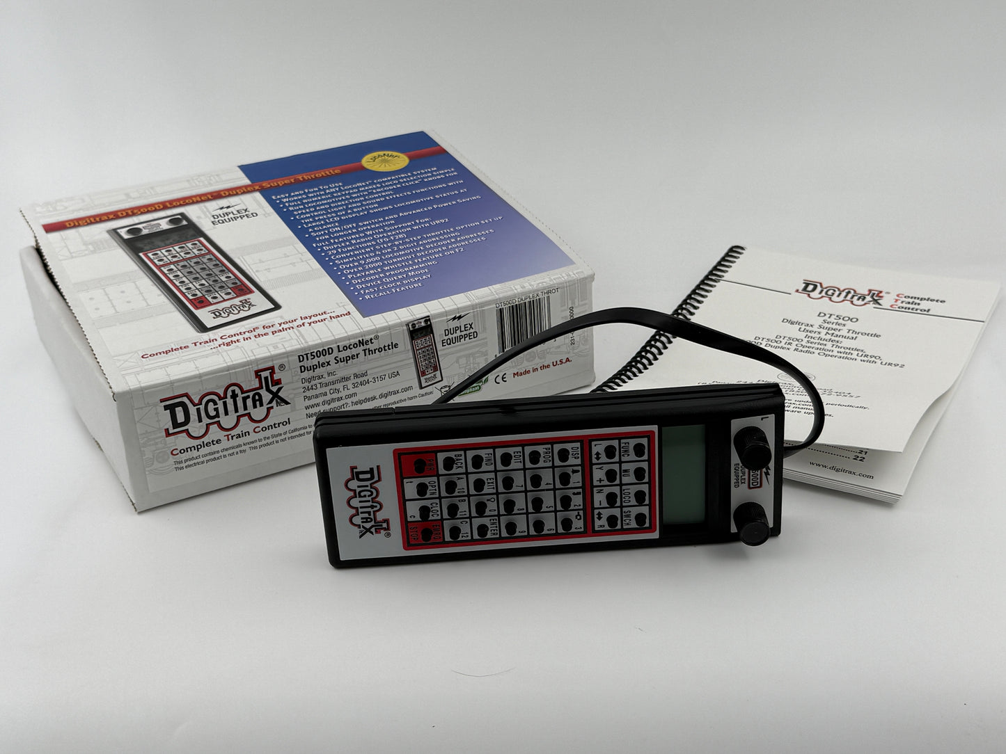 Digitrak DT500D Loconet Duplex Super Throttle, original box and manual, Pre-owned, tested and works as intended.