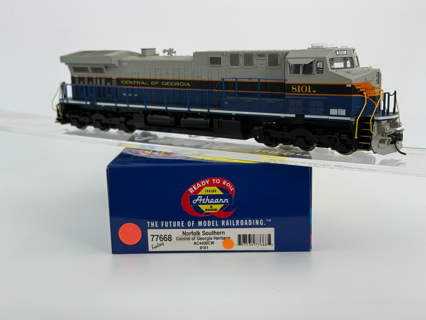Athearn Ready to Run HO Scale Norfolk Southern/ Central of Georgia Heritage AC4400CW 8101, Kadee couplers installed, pre-owned, DC, DCC ready