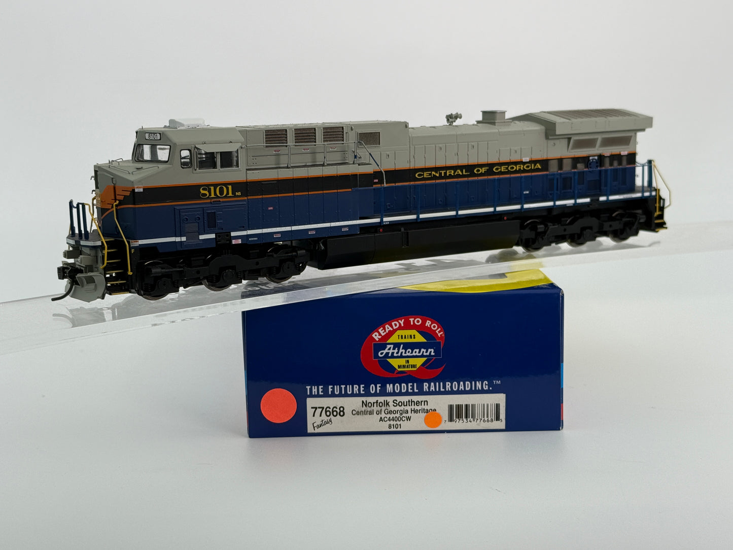 Athearn Ready to Run HO Scale Norfolk Southern/ Central of Georgia Heritage AC4400CW 8101, Kadee couplers installed, pre-owned, DC, DCC ready