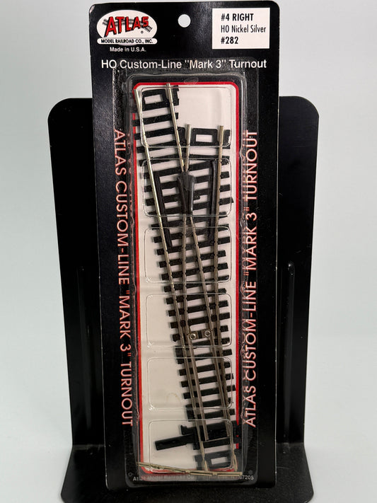 Atlas Custom Line, Mark 3, HO scale #4 Right hand turnout (switch) code 100, NIB, pre-owned, 282