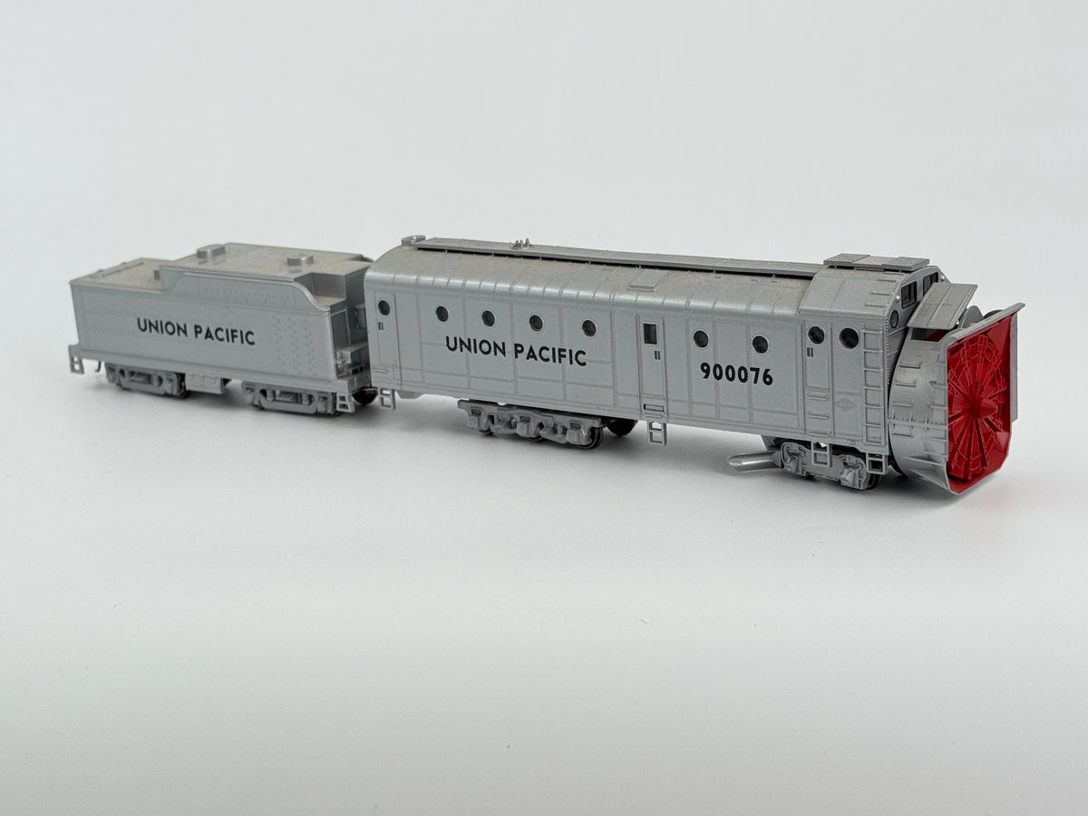 Athearn HO scale Union Pacific Rotary snow plow with tender, no original box, has been tested and front blades spin on DC