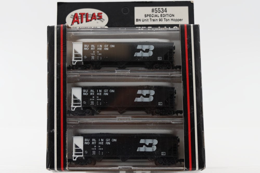 Atlas N scale BN (Burlington Northern) 3 pack set, 90 ton 3 bay Hopper with coal, Special Edition, #5734