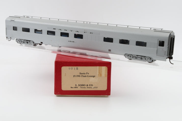 S.Soho & Co., HO scale, Brass, Santa Fe Chair Lounge #1398 body mounted Kadee couplers, metal wheels, Original box, pre-owned, 0715,