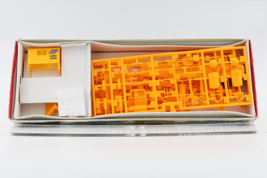 Walthers, HO scale, Chicago and Northwestern (CNW) Jordan Spreader kit, 11989, 932-5359,