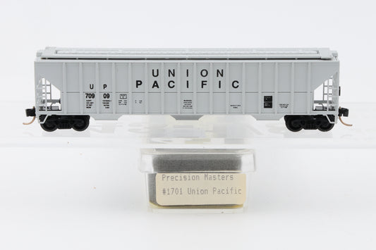 Precision Masters, N scale, Union Pacific (UP) 3 Bay Covered Hopper, Micro-trains couplers (and trucks?), 70909, 1701