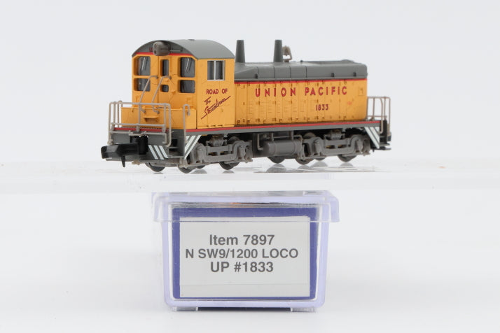 Life Like N scale Union Pacific (UP) SW9/1200 1833, powered, DC, 7897, NIB, Rapido style couplers