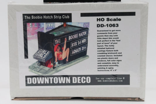Downtown Deco, HO scale The Booby Hatch Strip Club, factory sealed, DD-1063