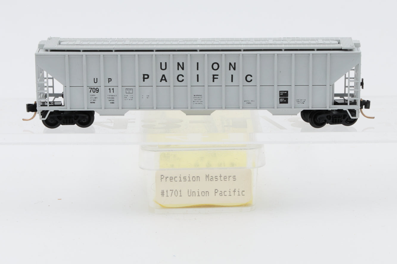 Precision Masters, N scale, Union Pacific (UP) 3 Bay Covered Hopper, Micro-trains couplers (and trucks?), 70911, 1701