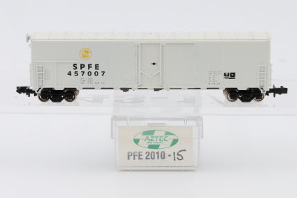 Aztec N scale Southern Pacific SPFE 50ft Reefer, 457007, Rapido style couplers, PFE 2010-15