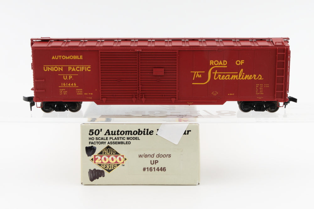 Proto 2000 HO scale Union Pacific (UP) 50' Automobile Box Car, factory assembled, horn hook couplers