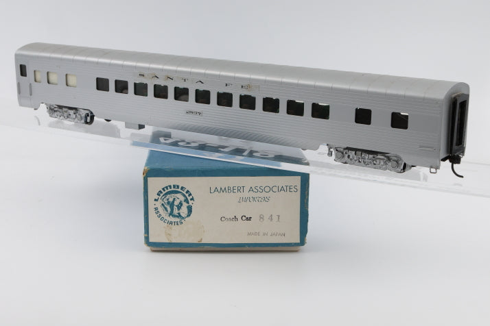 Lambert Associates, HO scale, Brass, Santa Fe Coach #2897, body mounted Kadee couplers, metal wheel, Original box, pre-owned, 841,