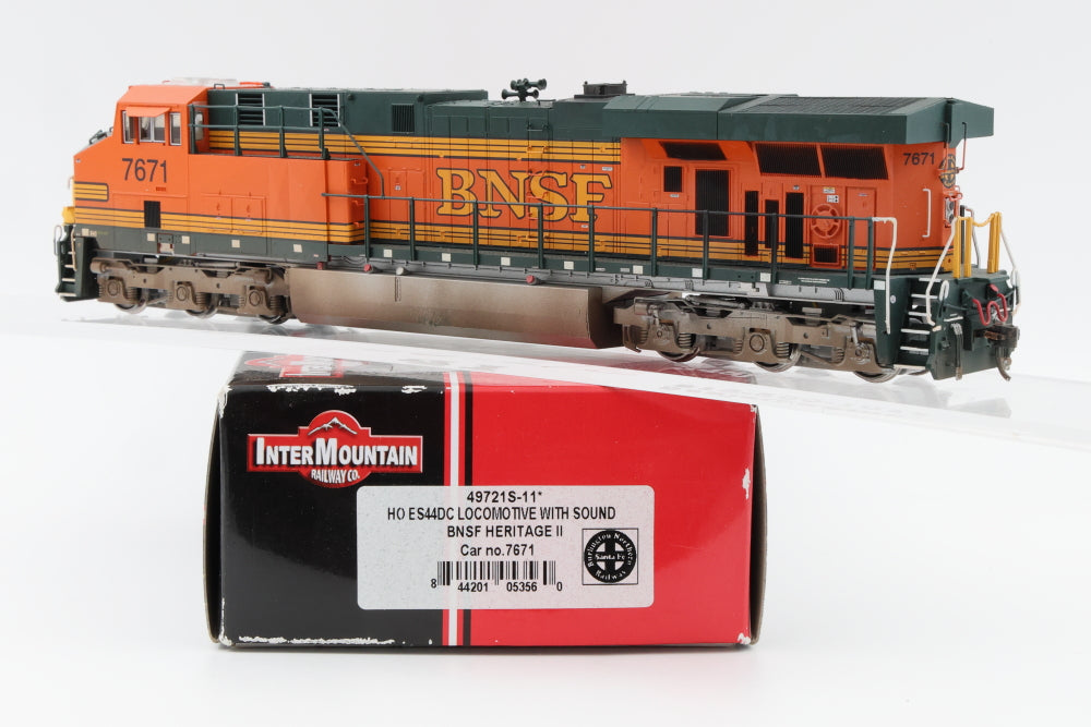 Intermountain BNSF ES44DC 7671, DCC with Sound, 4972S-11, Weathered, Pre-owned, used