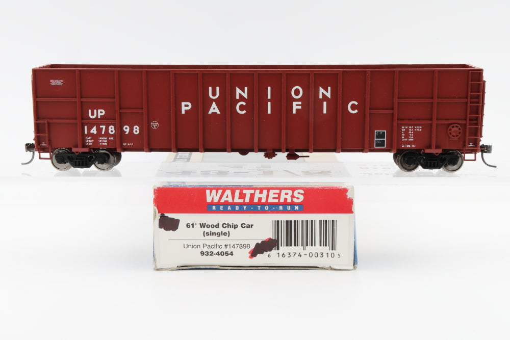 Walthers, HO scale, Union Pacific (UP) 61' Wood Chip Car, 147898, 932-4054