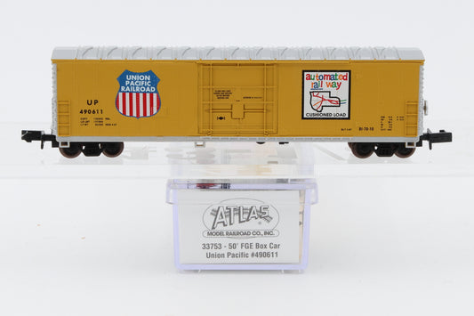 Atlas N scale Union Pacific (UP) 50ft FGE Single Door, Box car, Rapido style couplers, 490611, 33753