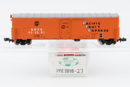 Aztec N scale Southern Pacific SPFE 50ft Reefer, 453501 Rapido style couplers, PFE 2010-27